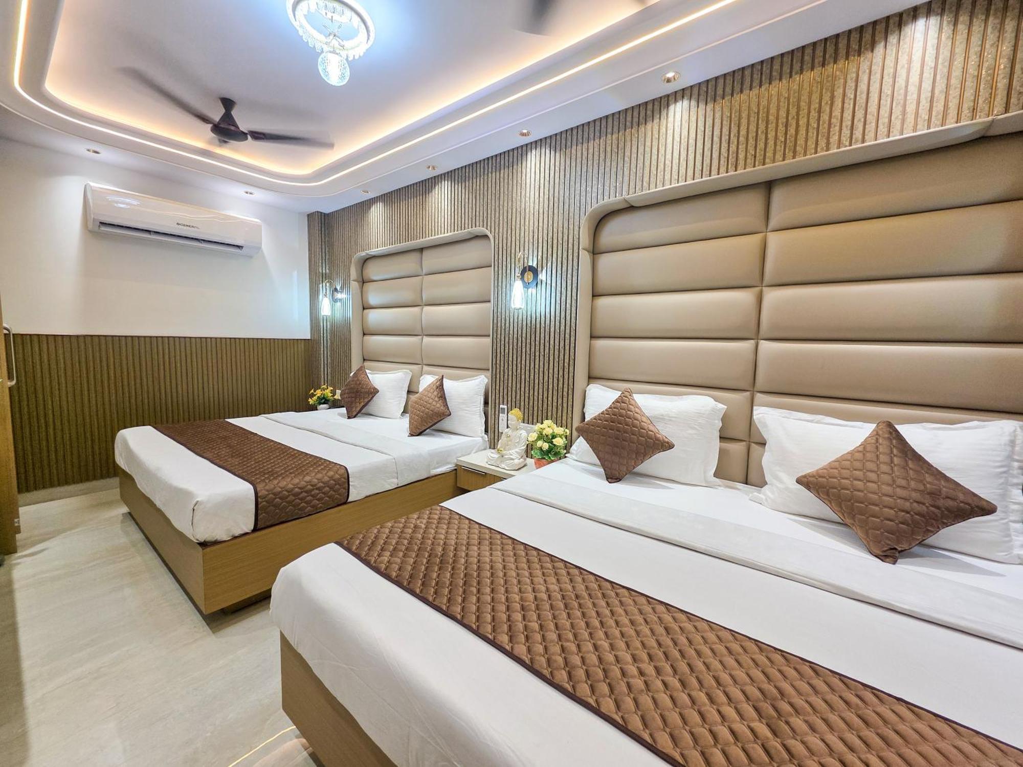 Delhi Delight Premium Bed & Breakfast Yeni Delhi Dış mekan fotoğraf
