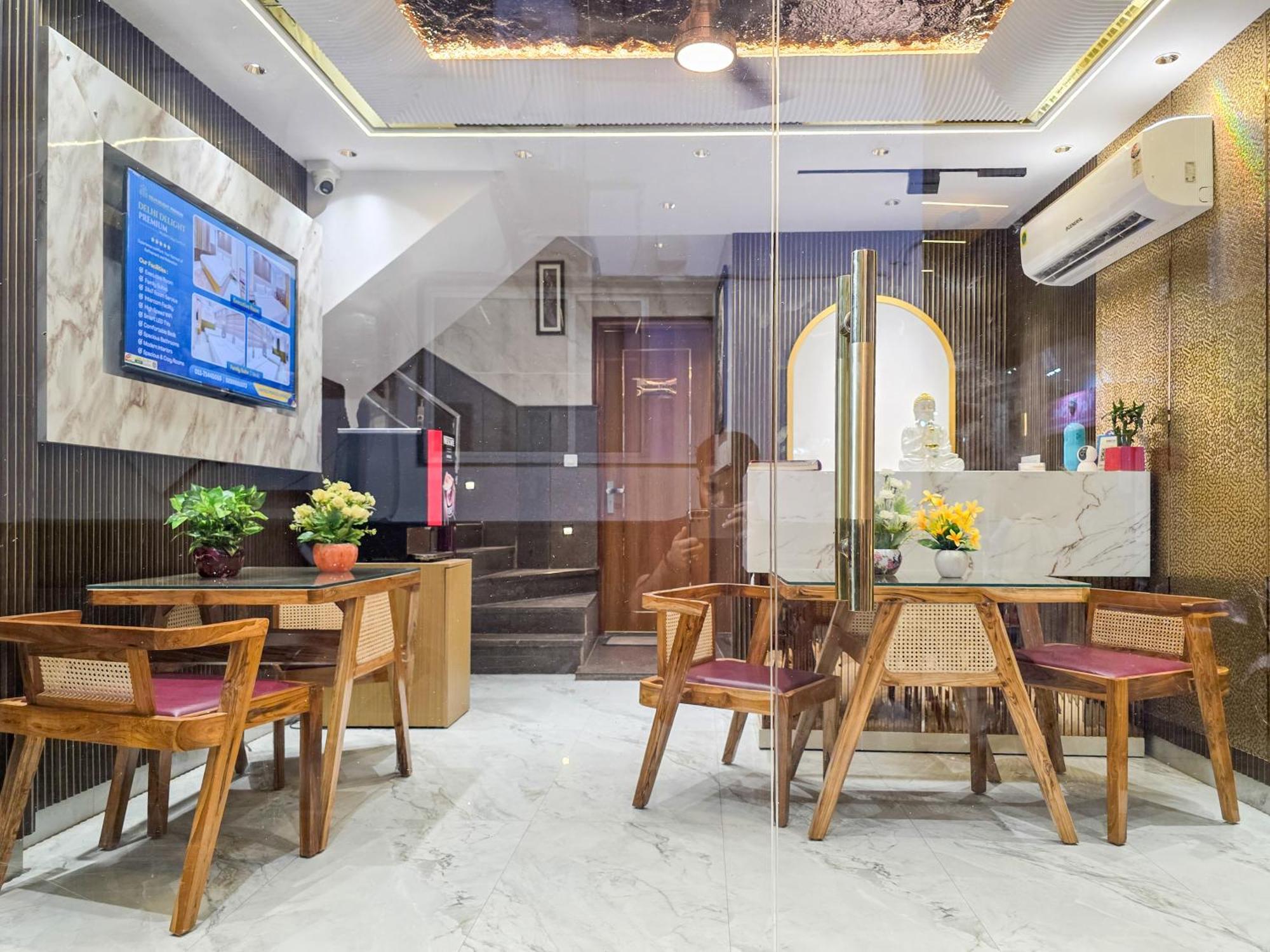 Delhi Delight Premium Bed & Breakfast Yeni Delhi Dış mekan fotoğraf