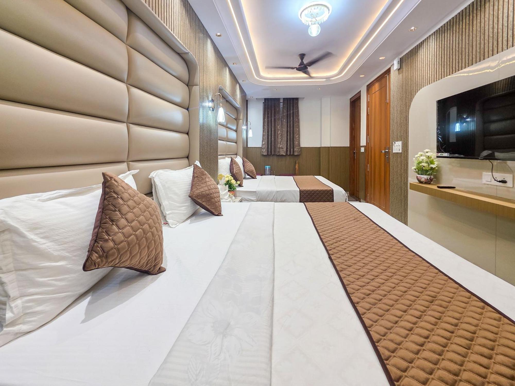 Delhi Delight Premium Bed & Breakfast Yeni Delhi Dış mekan fotoğraf