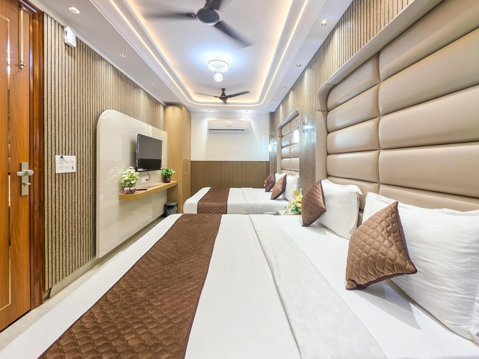 Delhi Delight Premium Bed & Breakfast Yeni Delhi Dış mekan fotoğraf