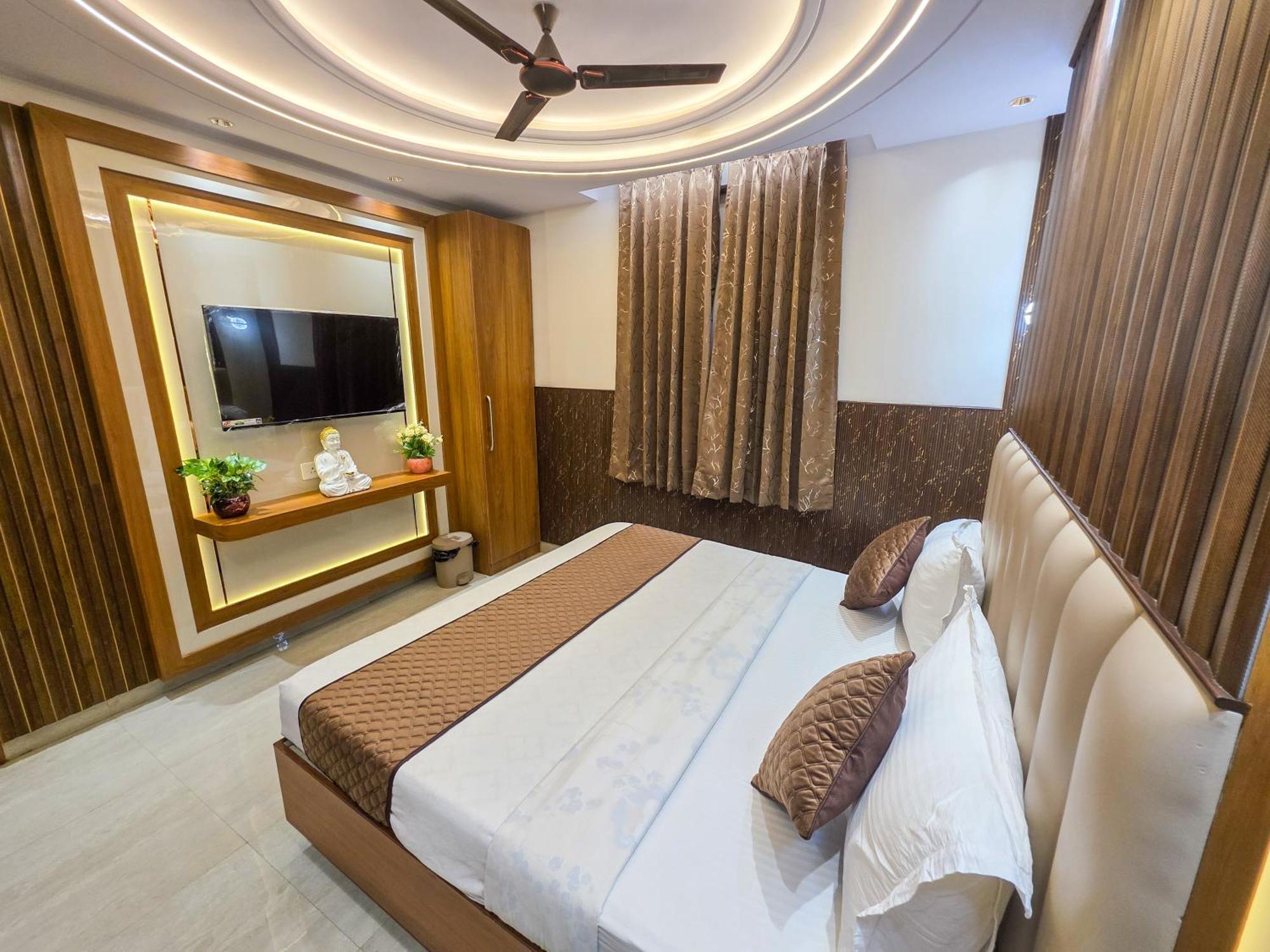 Delhi Delight Premium Bed & Breakfast Yeni Delhi Dış mekan fotoğraf