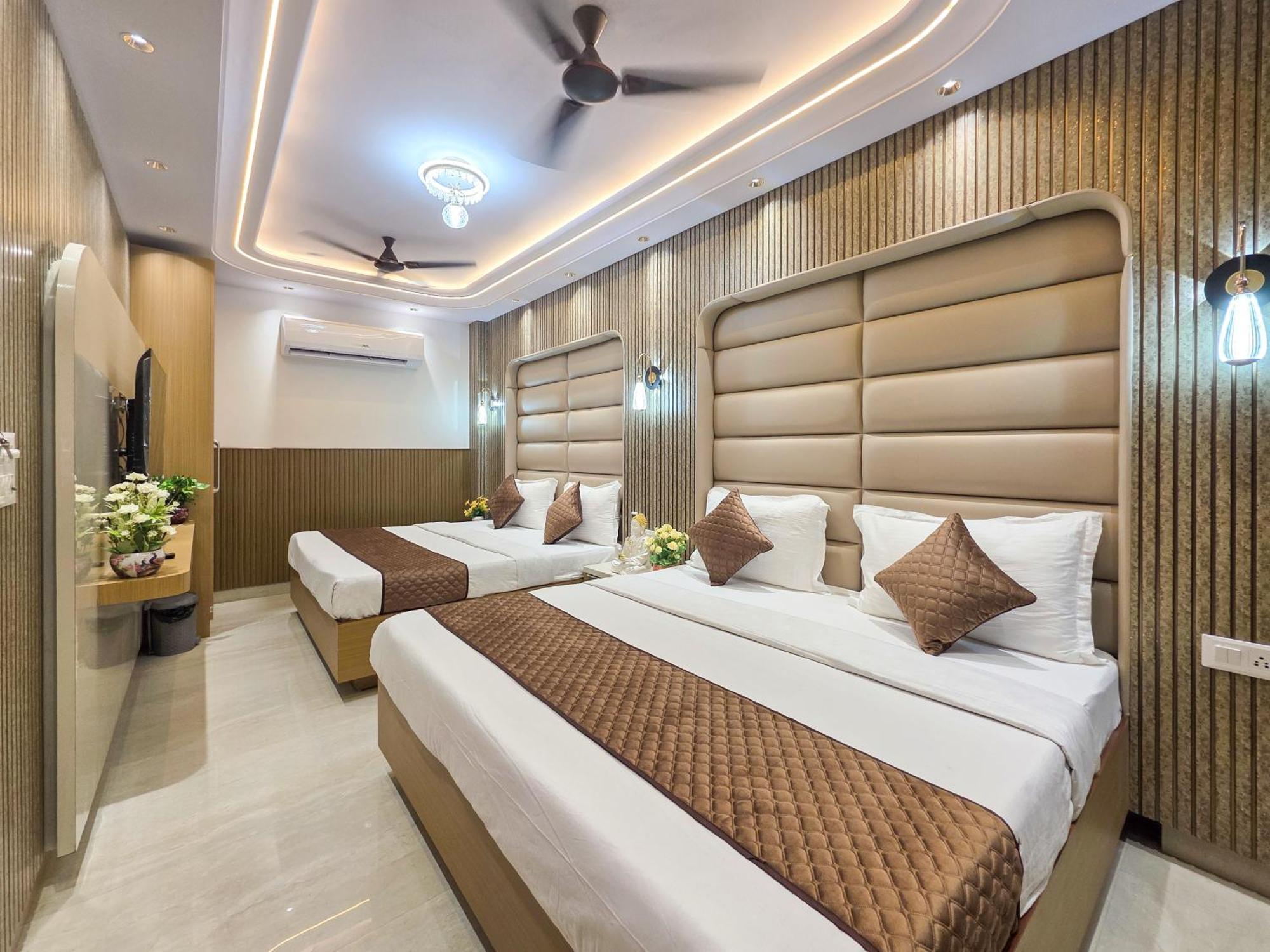 Delhi Delight Premium Bed & Breakfast Yeni Delhi Dış mekan fotoğraf